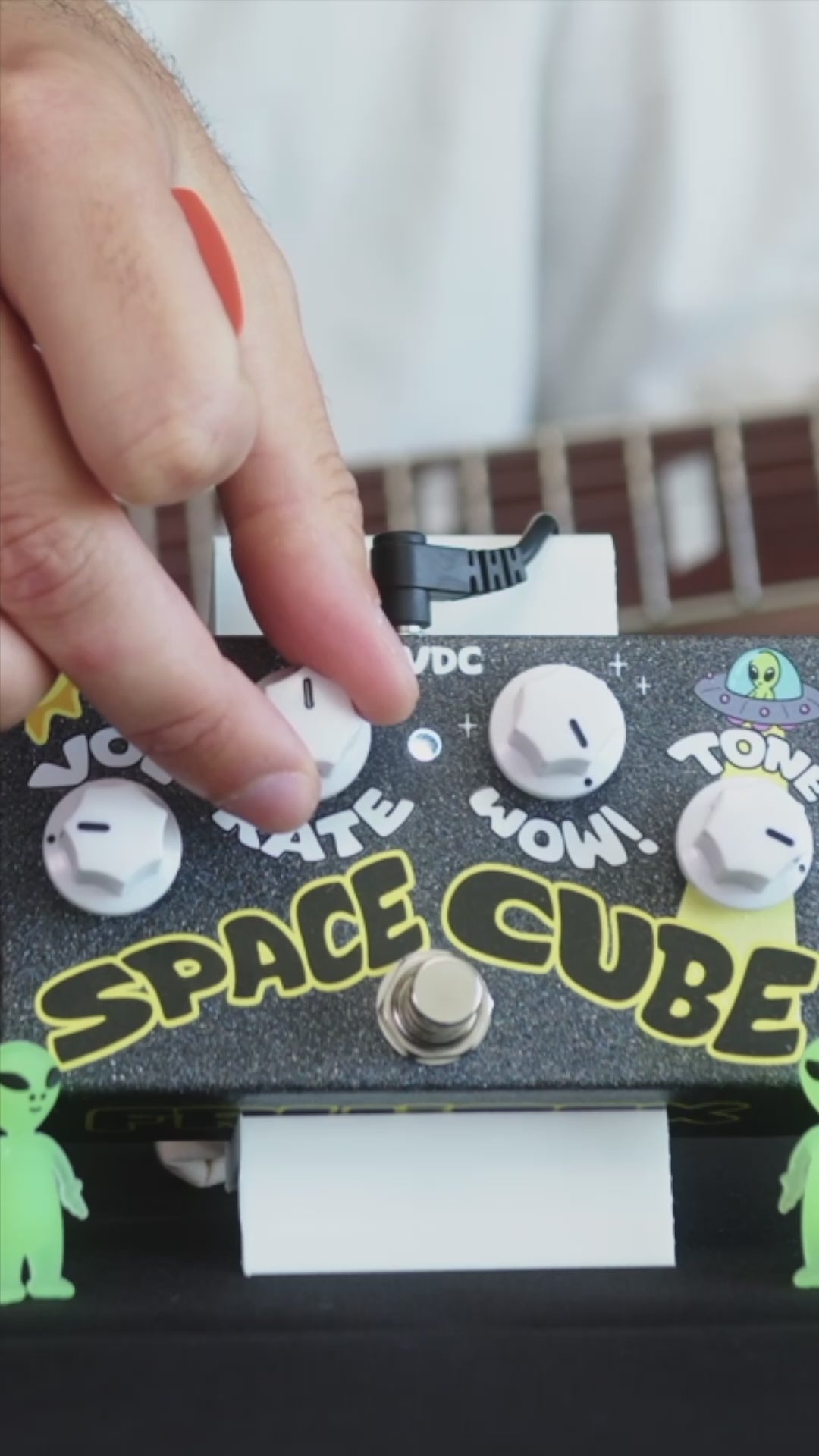 space cube – FruitFX Pedals